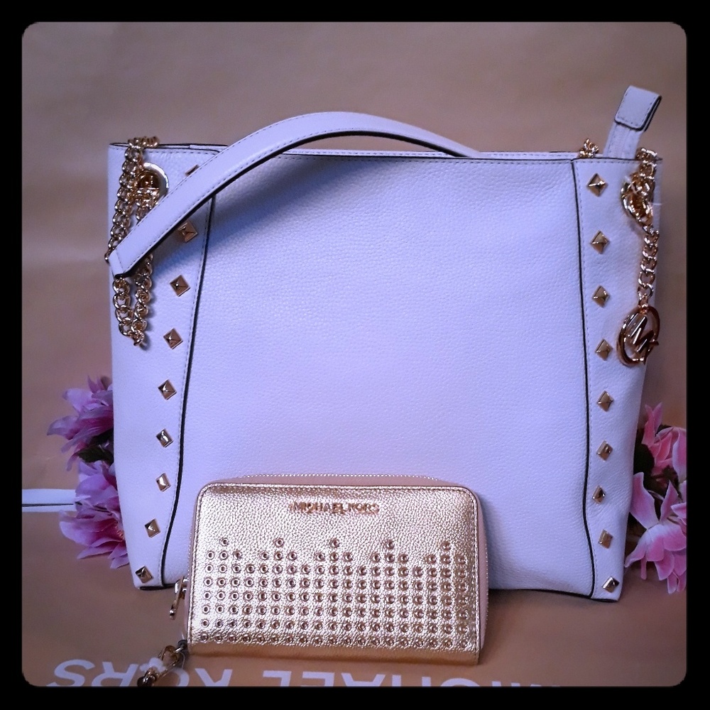 Michael kors purse shoulder bag